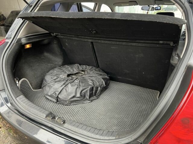 Чорний Кіа Сід, об'ємом двигуна 1.4 л та пробігом 227 тис. км за 6500 $, фото 6 на Automoto.ua