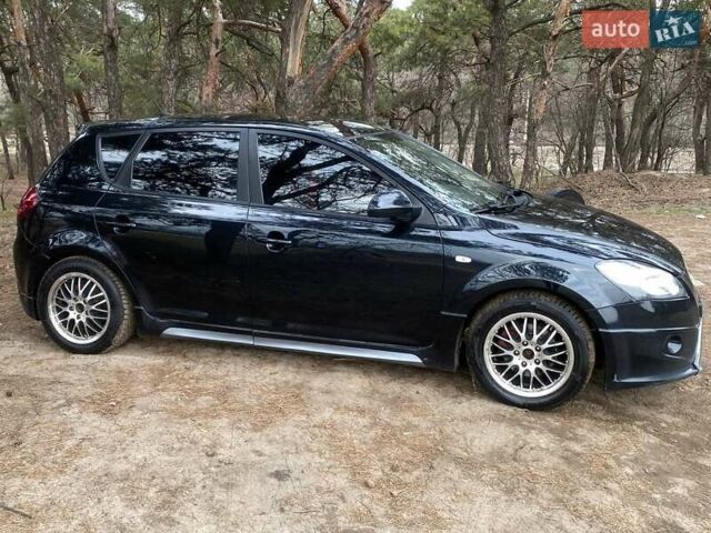 Черный Киа Сид, объемом двигателя 2 л и пробегом 197 тыс. км за 6300 $, фото 1 на Automoto.ua