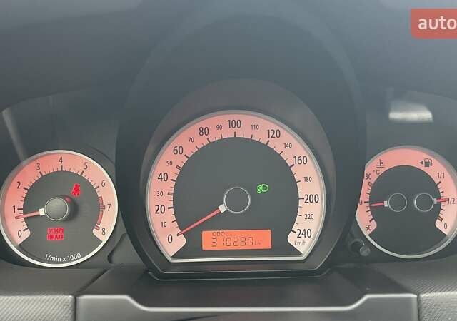 Черный Киа Сид, объемом двигателя 1.6 л и пробегом 310 тыс. км за 5990 $, фото 15 на Automoto.ua