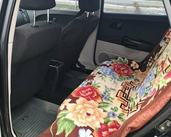Черный Киа Сид, объемом двигателя 1.6 л и пробегом 47 тыс. км за 6000 $, фото 5 на Automoto.ua