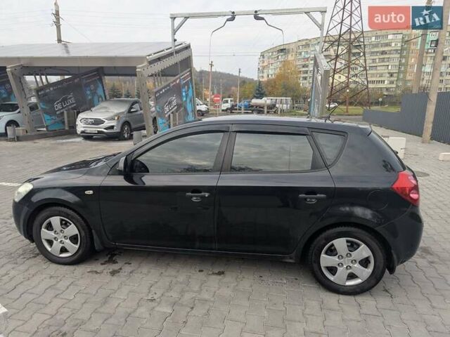 Киа Сид 2007 в Полтаве на Automoto.ua Черный Киа Сид, объемом двигателя 1.6 л и пробегом 211 тыс. км за 5400 $, фото 3 на Automoto.ua