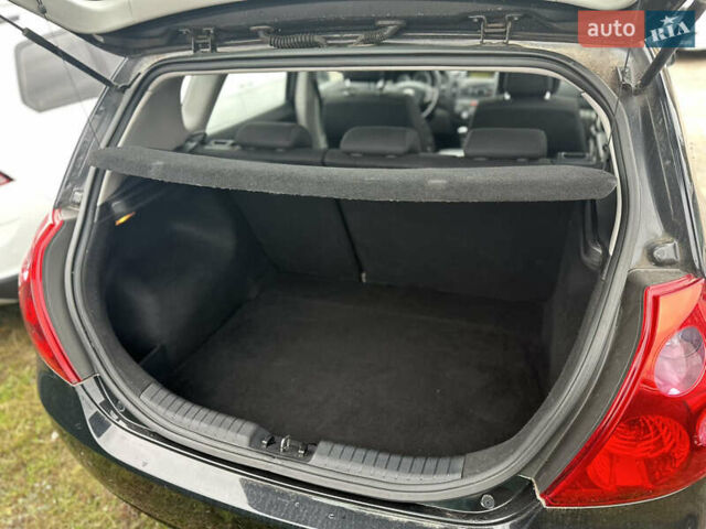 Черный Киа Сид, объемом двигателя 1.4 л и пробегом 161 тыс. км за 5500 $, фото 12 на Automoto.ua