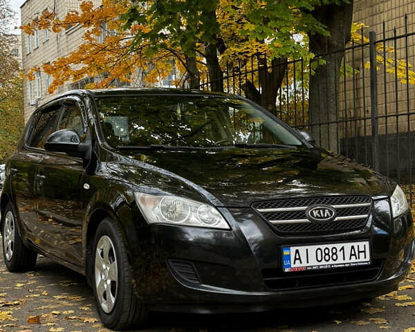Черный Киа Сид, объемом двигателя 1.6 л и пробегом 238 тыс. км за 6100 $, фото 1 на Automoto.ua