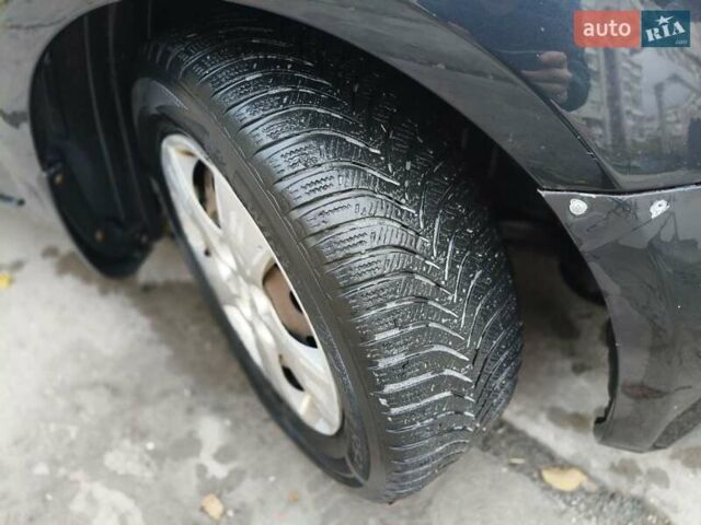 Чорний Кіа Сід, об'ємом двигуна 1.59 л та пробігом 338 тис. км за 3500 $, фото 4 на Automoto.ua