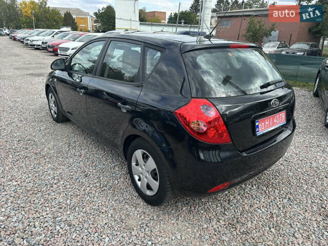 Черный Киа Сид, объемом двигателя 1.4 л и пробегом 161 тыс. км за 6200 $, фото 6 на Automoto.ua