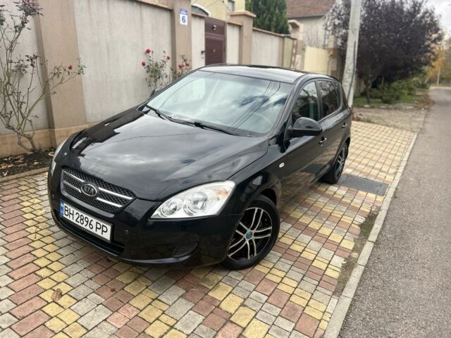 Черный Киа Сид, объемом двигателя 1.6 л и пробегом 203 тыс. км за 5900 $, фото 23 на Automoto.ua