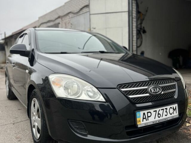 Чорний Кіа Сід, об'ємом двигуна 1.4 л та пробігом 227 тис. км за 6500 $, фото 1 на Automoto.ua