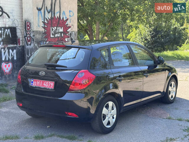 Чорний Кіа Сід, об'ємом двигуна 0 л та пробігом 161 тис. км за 5799 $, фото 5 на Automoto.ua