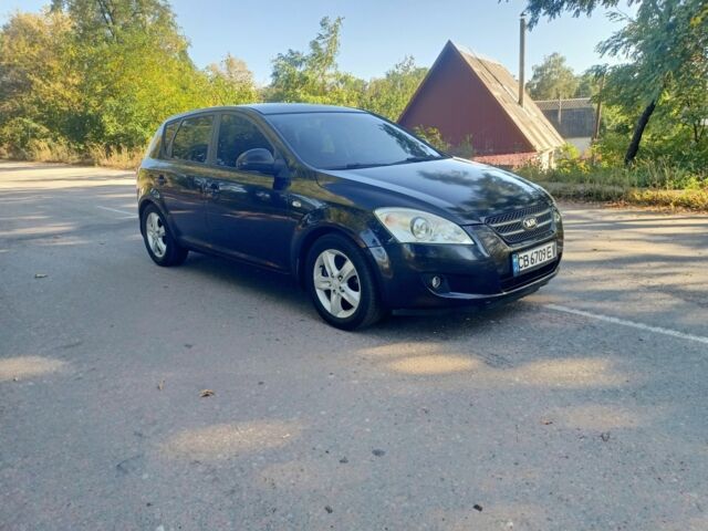 Черный Киа Сид, объемом двигателя 2 л и пробегом 275 тыс. км за 5400 $, фото 1 на Automoto.ua