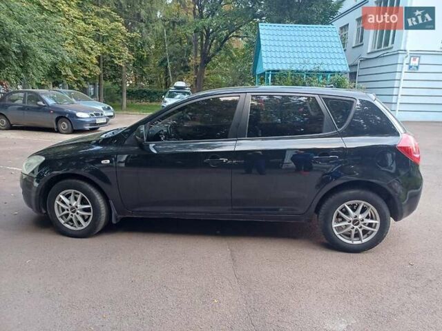 Черный Киа Сид, объемом двигателя 1.4 л и пробегом 253 тыс. км за 5000 $, фото 10 на Automoto.ua