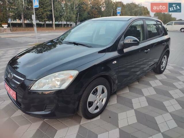 Чорний Кіа Сід, об'ємом двигуна 1.4 л та пробігом 244 тис. км за 5800 $, фото 8 на Automoto.ua