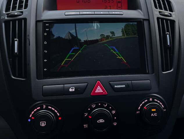 Черный Киа Сид, объемом двигателя 1.4 л и пробегом 219 тыс. км за 5800 $, фото 33 на Automoto.ua