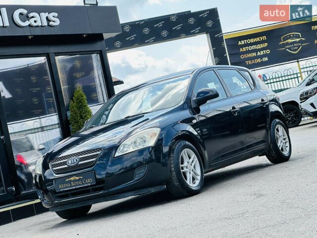 Черный Киа Сид, объемом двигателя 1.4 л и пробегом 204 тыс. км за 5600 $, фото 5 на Automoto.ua