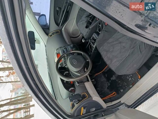 Черный Киа Сид, объемом двигателя 1.4 л и пробегом 260 тыс. км за 3300 $, фото 4 на Automoto.ua