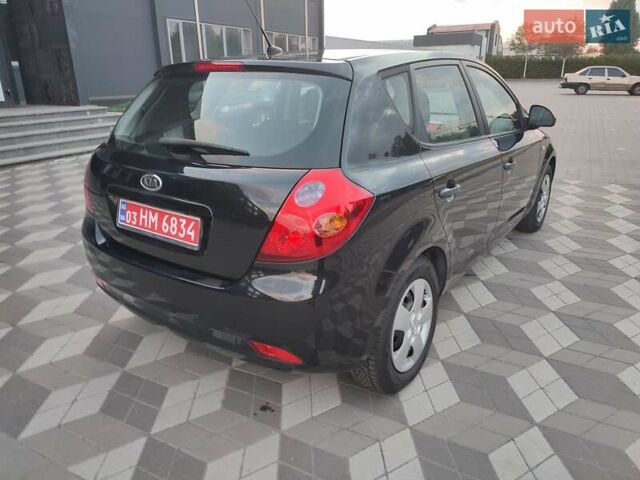 Чорний Кіа Сід, об'ємом двигуна 1.4 л та пробігом 244 тис. км за 5800 $, фото 1 на Automoto.ua