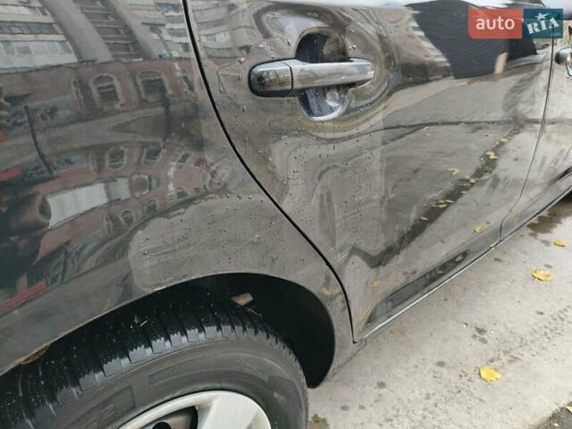 Чорний Кіа Сід, об'ємом двигуна 1.59 л та пробігом 338 тис. км за 3500 $, фото 9 на Automoto.ua