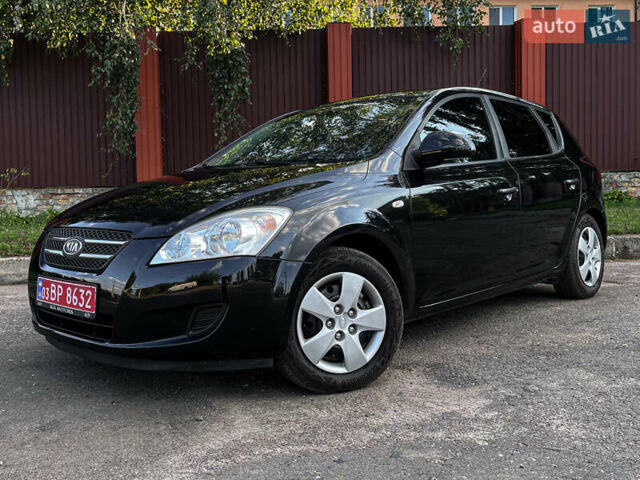 Черный Киа Сид, объемом двигателя 1.4 л и пробегом 219 тыс. км за 5800 $, фото 5 на Automoto.ua