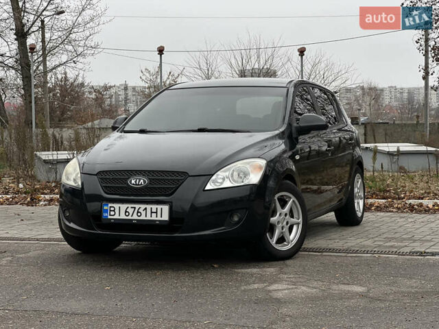 Черный Киа Сид, объемом двигателя 2 л и пробегом 188 тыс. км за 6000 $, фото 5 на Automoto.ua