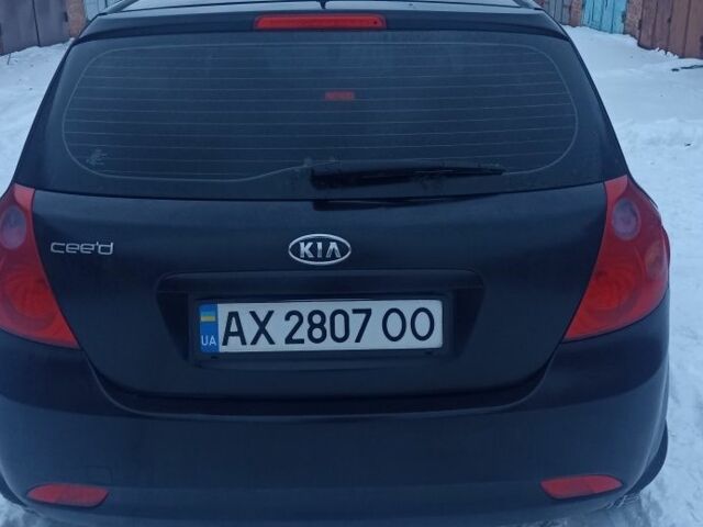 Чорний Кіа Сід, об'ємом двигуна 1.6 л та пробігом 214 тис. км за 5500 $, фото 3 на Automoto.ua