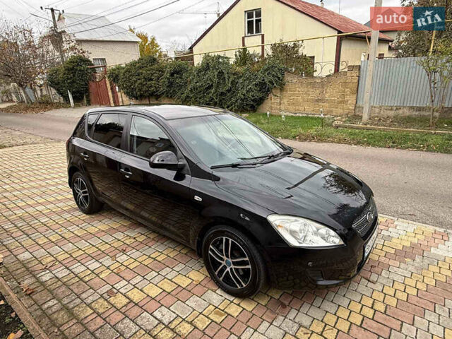 Черный Киа Сид, объемом двигателя 1.6 л и пробегом 203 тыс. км за 5900 $, фото 7 на Automoto.ua