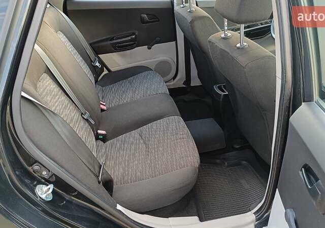 Кіа Сід 2007 у Києві на Automoto.ua Чорний Кіа Сід, об'ємом двигуна 1.4 л та пробігом 109 тис. км за 4885 $, фото 6 на Automoto.ua