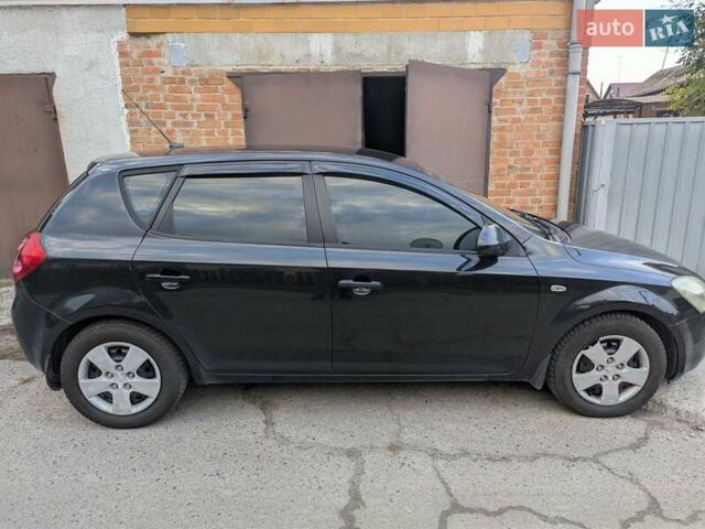 Киа Сид 2007 в Полтаве на Automoto.ua Черный Киа Сид, объемом двигателя 1.6 л и пробегом 211 тыс. км за 5400 $, фото 7 на Automoto.ua