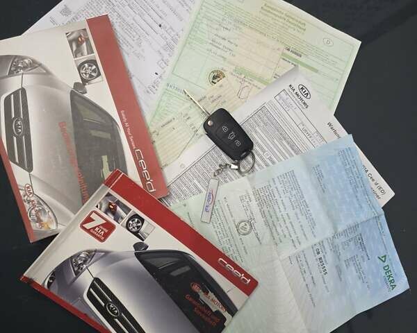 Черный Киа Сид, объемом двигателя 1.6 л и пробегом 238 тыс. км за 5700 $, фото 40 на Automoto.ua