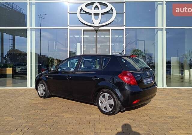 Кіа Сід 2007 у Києві на Automoto.ua Чорний Кіа Сід, об'ємом двигуна 1.4 л та пробігом 109 тис. км за 4885 $, фото 1 на Automoto.ua