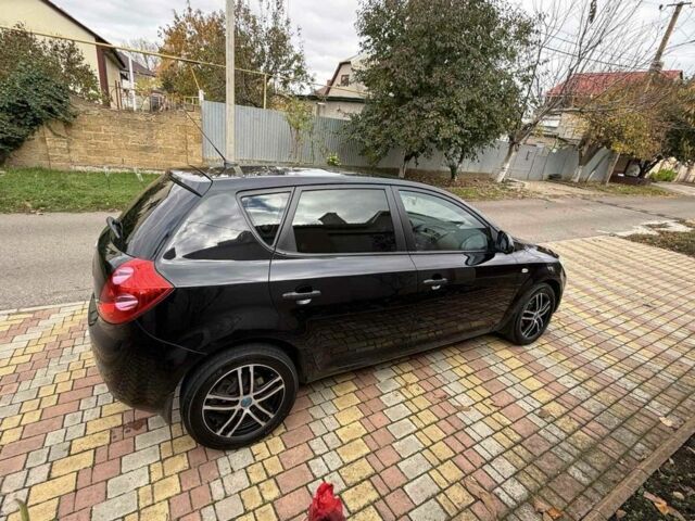 Черный Киа Сид, объемом двигателя 1.6 л и пробегом 203 тыс. км за 5900 $, фото 11 на Automoto.ua