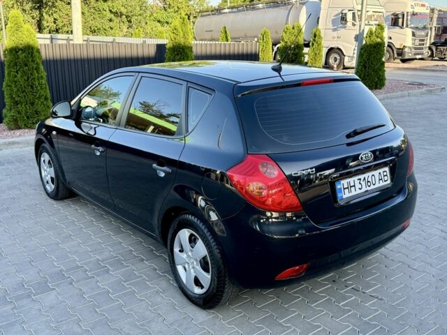 Черный Киа Сид, объемом двигателя 1.4 л и пробегом 160 тыс. км за 5550 $, фото 9 на Automoto.ua