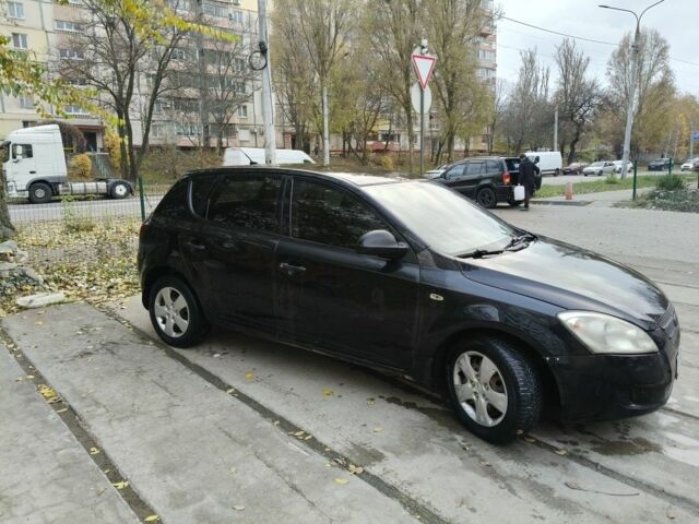 Чорний Кіа Сід, об'ємом двигуна 1.6 л та пробігом 338 тис. км за 3500 $, фото 3 на Automoto.ua
