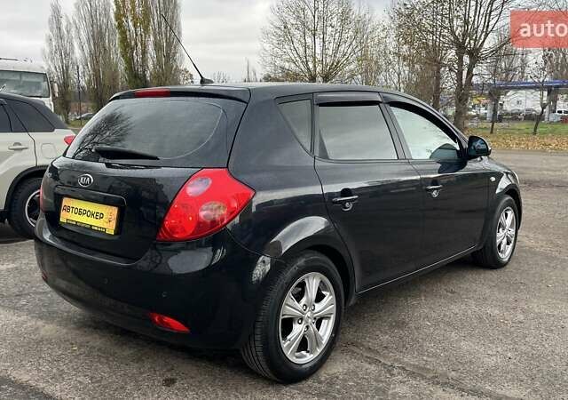 Черный Киа Сид, объемом двигателя 1.6 л и пробегом 310 тыс. км за 5990 $, фото 5 на Automoto.ua
