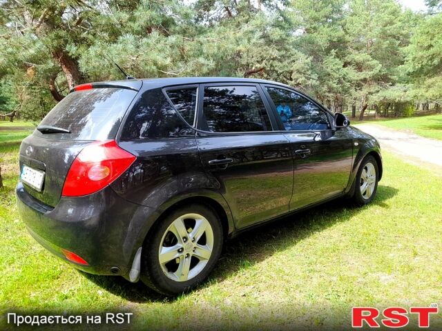 Черный Киа Сид, объемом двигателя 1.6 л и пробегом 193 тыс. км за 6200 $, фото 3 на Automoto.ua