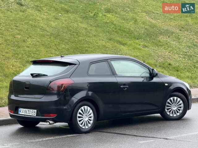 Черный Киа Сид, объемом двигателя 1.4 л и пробегом 215 тыс. км за 4600 $, фото 14 на Automoto.ua