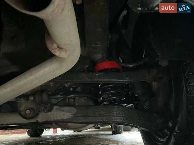 Черный Киа Сид, объемом двигателя 1.6 л и пробегом 180 тыс. км за 5400 $, фото 2 на Automoto.ua