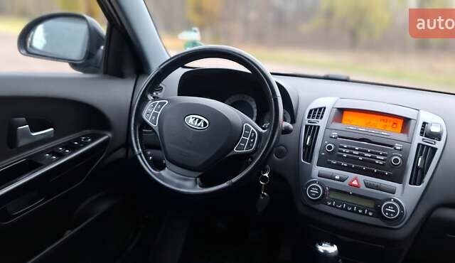 Черный Киа Сид, объемом двигателя 1.6 л и пробегом 220 тыс. км за 5850 $, фото 37 на Automoto.ua
