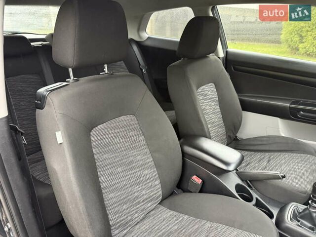 Черный Киа Сид, объемом двигателя 1.4 л и пробегом 215 тыс. км за 4600 $, фото 18 на Automoto.ua