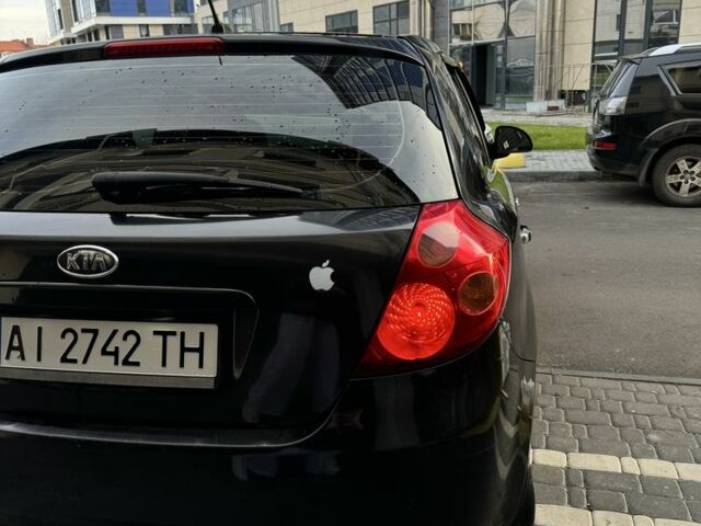Черный Киа Сид, объемом двигателя 1.4 л и пробегом 330 тыс. км за 4499 $, фото 1 на Automoto.ua