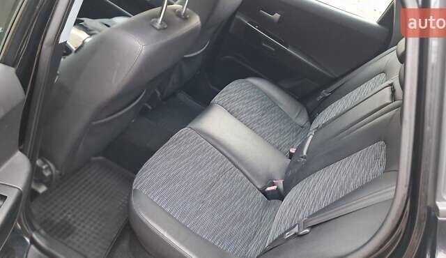 Черный Киа Сид, объемом двигателя 1.6 л и пробегом 220 тыс. км за 5850 $, фото 26 на Automoto.ua