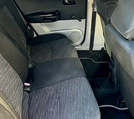 Черный Киа Сид, объемом двигателя 1.4 л и пробегом 236 тыс. км за 4200 $, фото 6 на Automoto.ua