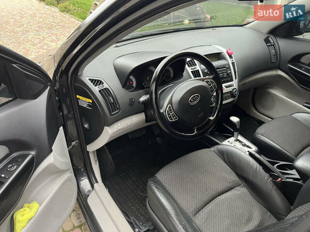 Черный Киа Сид, объемом двигателя 1.98 л и пробегом 290 тыс. км за 7000 $, фото 4 на Automoto.ua