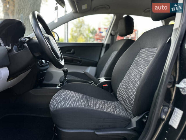 Чорний Кіа Сід, об'ємом двигуна 1.4 л та пробігом 226 тис. км за 5900 $, фото 32 на Automoto.ua