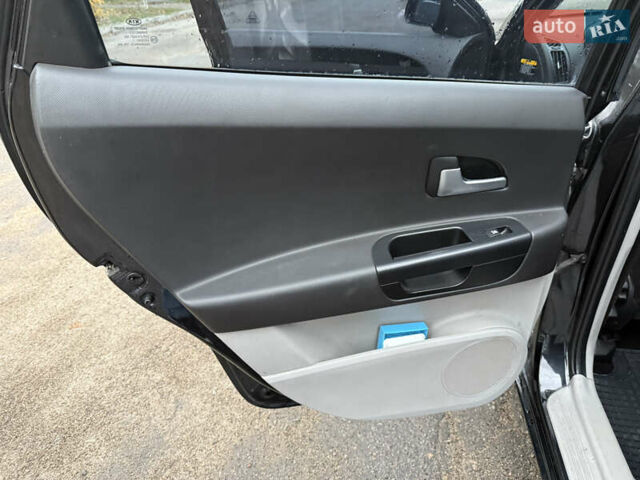 Черный Киа Сид, объемом двигателя 2 л и пробегом 180 тыс. км за 5400 $, фото 12 на Automoto.ua