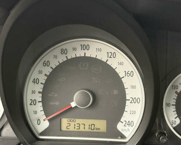 Черный Киа Сид, объемом двигателя 1.4 л и пробегом 215 тыс. км за 4600 $, фото 21 на Automoto.ua