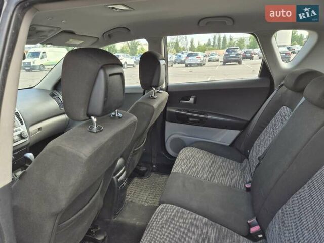 Чорний Кіа Сід, об'ємом двигуна 1.6 л та пробігом 247 тис. км за 5399 $, фото 21 на Automoto.ua