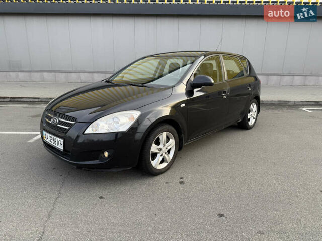 Чорний Кіа Сід, об'ємом двигуна 1.6 л та пробігом 246 тис. км за 6300 $, фото 2 на Automoto.ua