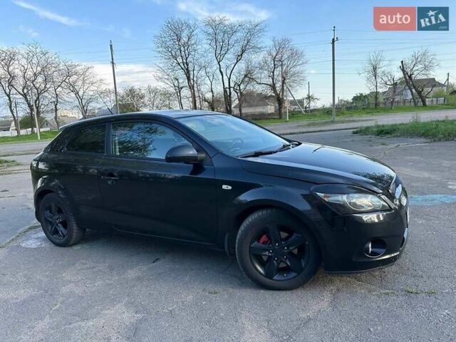 Чорний Кіа Сід, об'ємом двигуна 1.6 л та пробігом 149 тис. км за 5600 $, фото 8 на Automoto.ua