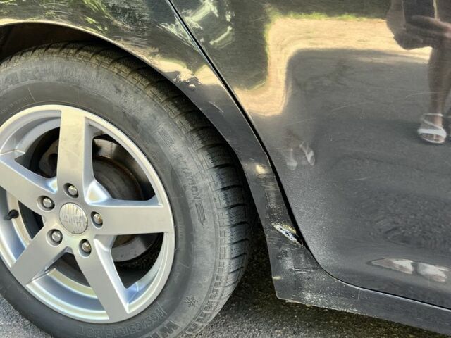 Чорний Кіа Сід, об'ємом двигуна 0 л та пробігом 220 тис. км за 4700 $, фото 6 на Automoto.ua