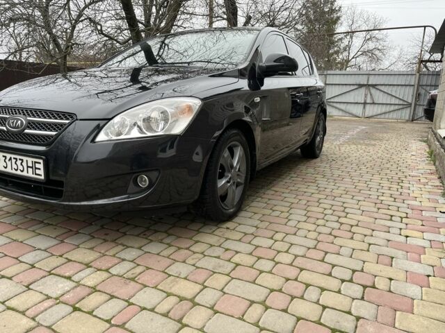 Чорний Кіа Сід, об'ємом двигуна 2 л та пробігом 290 тис. км за 7000 $, фото 1 на Automoto.ua