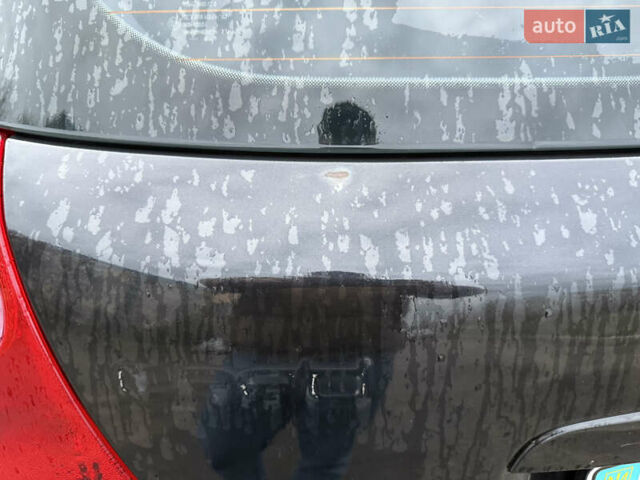 Черный Киа Сид, объемом двигателя 2 л и пробегом 180 тыс. км за 5400 $, фото 19 на Automoto.ua